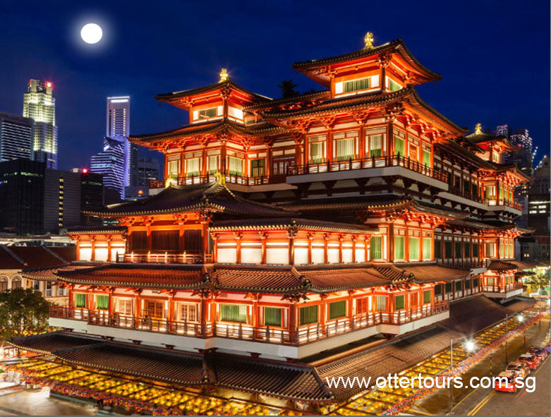 ChinaTown, Seafood Dinner at Popular Hawker Centre and Singapore River Cruise (Half Day Tour Package)