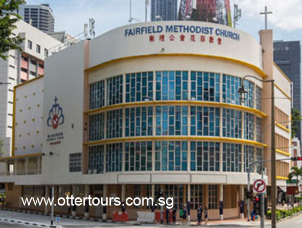 ChinaTown, Seafood Dinner at Popular Hawker Centre and Singapore River Cruise (Half Day Tour Package)