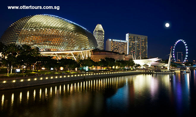 ChinaTown, Seafood Dinner at Popular Hawker Centre and Singapore River Cruise (Half Day Tour Package)