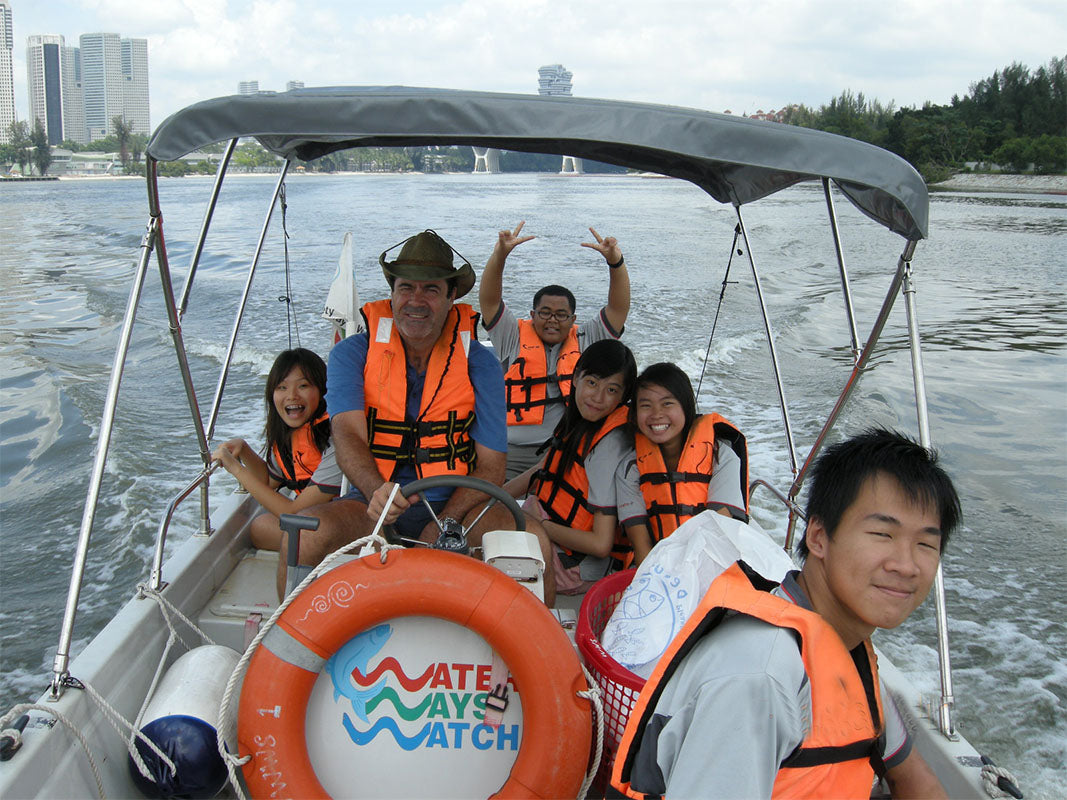 Marina Bay Watch -Educational Tour (4hrs) with Packed Lunch and Drinks